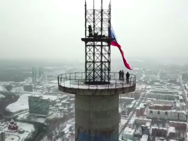 кадр из видео//nstagram.com/flyekb/